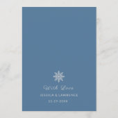Minimalistische Dusty Blue Trouwtafel Menu Kaarten (Achterkant)