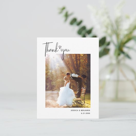 Minimalistische Eenvoudig Script Hart Wedding Dank Briefkaart (Staand voorkant)