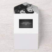 Minimalistische foto bruiloft verloving koppels BW All In One Uitnodiging (Buitenkant)