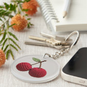 Minimalistische Girly Crochet Red Cherry Monogram Sleutelhanger (Voorkant Rechts)