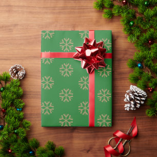 Minimalistische groene gouden sneeuwvlokken schatt cadeaupapier