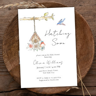 Minimalistische 'Hatching Soon' Baby Shower met Vo Kaart