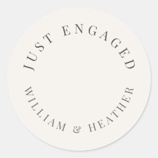 Minimalistische ‘Just Engaged’ Sticker | Warm Wit