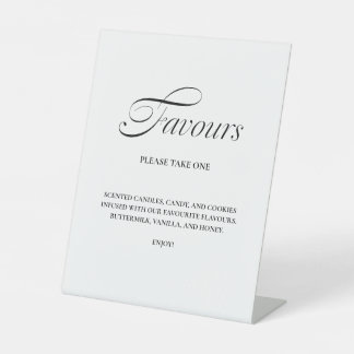 Minimalistische kalligrafie gunst witte bruiloft reclamebord met voetstuk