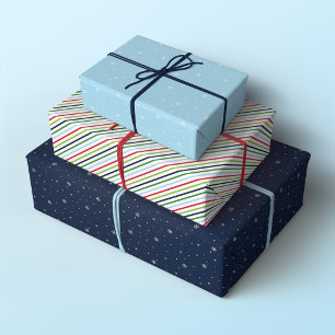 Minimalistische kerstpatronen, rood, groen en blau inpakpapier vel