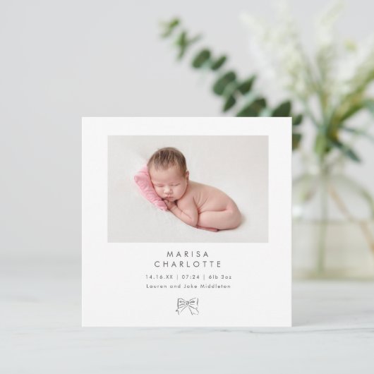 Minimalistische kokette boog foto baby meisje gebo aankondiging (Staand voorkant)