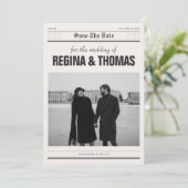 Minimalistische krant poster foto bruiloft save the date (Staand voorkant)