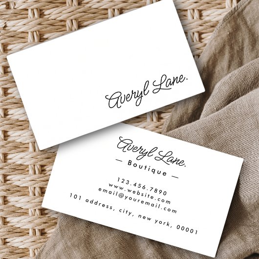 Minimalistische luxe boutique wit elegant script visitekaartje