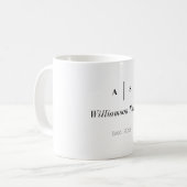 Minimalistische moderne koppels Monogram trouwdatu Koffiemok (Voorkant links)