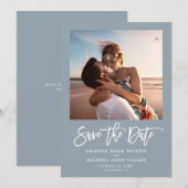 Minimalistische moderne script stoffige blauwe chi save the date (Voorkant / Achterkant)