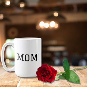 Minimalistische "MOM" Zwarte Typografie Eenvoudig Koffiemok