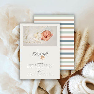 Minimalistische pasgeboren baby foto Hallo Wereld Aankondiging