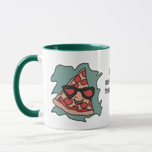 Minimalistische pizza met zonnebril mok