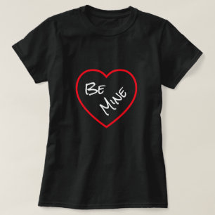 Minimalistische Rode Hart Wees Van Mij Zwart T-shi T-shirt