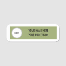 Minimalistische saliegroene naam badge klassieke n