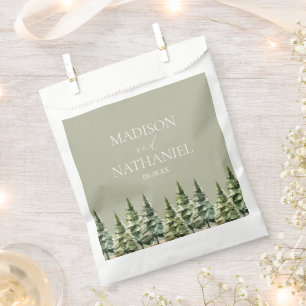 Minimalistische Winter Snowy Pine Tree Forest Wedd Bedankzakje
