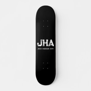 MINIMALISTISCHE WITTE DRIELETTERIGE MONOGRAM NAAM SKATEBOARD