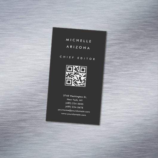 Minimalistische zwarte professionele scanbare QR-c Magnetisch Visitekaartje (Voorbeeld)