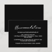 Minimalistische zwarte trouwaccommodaties informatiekaartje (Voorkant / Achterkant)