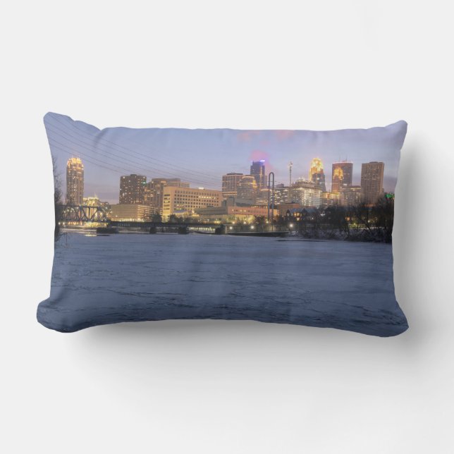 minneapolis skyline en diepgevroren mississippi kussen (Voorkant)