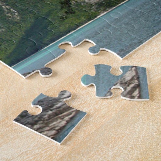 Minnewanka-meer in Canada. Legpuzzel (Zijkant)