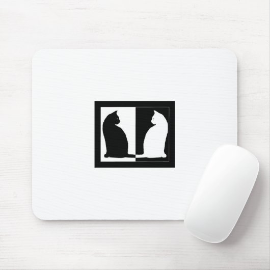 Minous sur un tapis de souris (Avec souris)