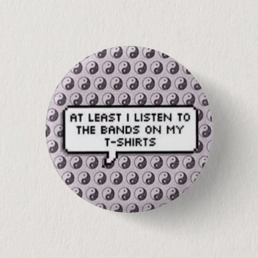 Minstens ik luister Button (Voorkant)