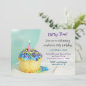 Mint Balloon bleu cupcake Anniversaire Invitation (Debout devant)