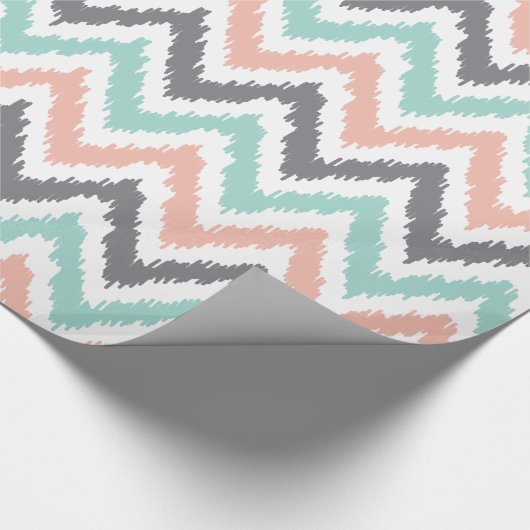Mint Coral Gray Zigzags Ikat Pattern Cadeaupapier (Hoek)