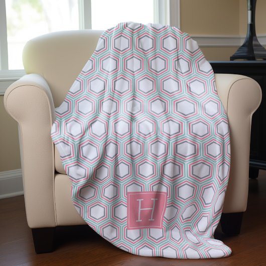 Mint en koraal Honeycomb Pattern Monogrammed Fleece Deken