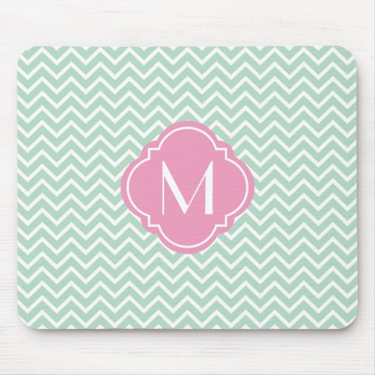 Mint Green Chevron Zigzag Stripes met monogram Muismat (Voorkant)