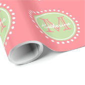 Mint Green Polka Dot Monogram op koraalroze Cadeaupapier (Rol Hoek)