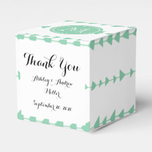 Mint groen wit aztec pijlen monogram bedankdoosjes