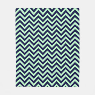 Mint, Navy Blue Large Chevron ZigZag Pattern Fleece Deken
