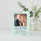 Mint & Navy Frilly Bruiloft Bewaar de datum Foto Aankondigingskaart (Staand voorkant)