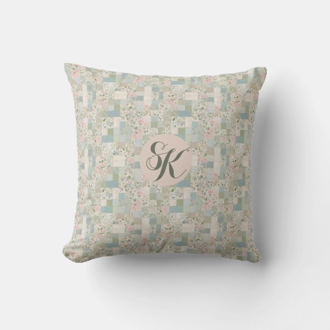 Mint patchwork monogram kussen (Voorkant)