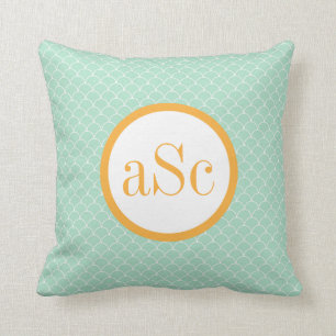 Mint Scallop en Gold Monogram Pillow Kussen