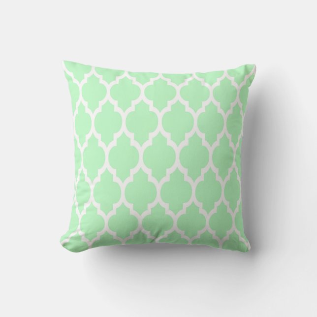 Mint White Moroccan Quatrefoil Pattern #4 Kussen (Voorkant)
