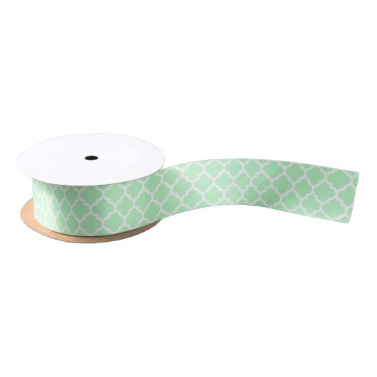 Mint White Moroccan Quatrefoil Pattern #5 Lint (Spoel)