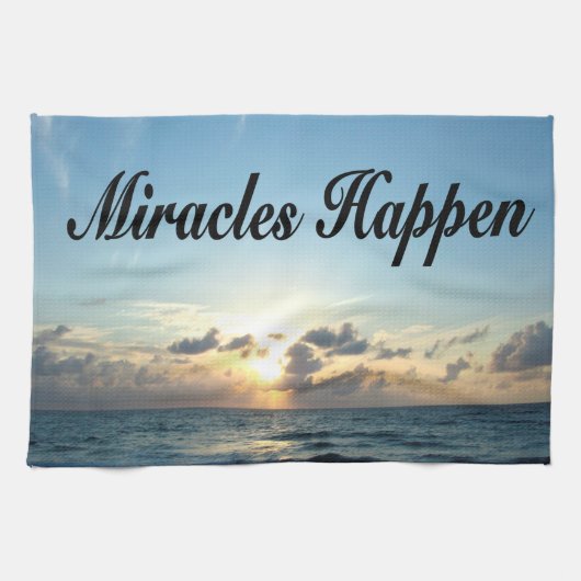 MIRACLES HAPPEN THEEDOEK (Horizontaal)