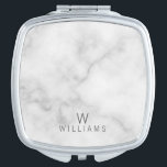 Miroir De Poche Marbre blanc avec monogramme et nom personnalisés<br><div class="desc">Marbre blanc avec Monogramme personnalisé et Nom Giftcaractérisé monogramme et nom en gris moderne sans serif style police sur arrière - plan en marbre blanc.

Parfait comme cadeau d'honneur,  cadeau de fête de la mère,  cadeau de vacances,  cadeau de réunion de famille et cadeau pour toutes les occasions spéciales.</div>