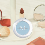 Miroir De Poche Monogramme de Mariage de Bridesmaid bleu clair<br><div class="desc">Un miroir compact et personnalisé pour votre femme de chambre ou femme d'honneur mariage qui a son nom et son initiale stylisés sur un arrière - plan de couleur bleu clair et tendance. Modifier pour remplacer l'initiale et le nom. Sélectionnez votre style de miroir compact.</div>