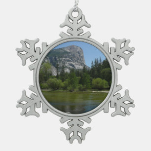 Mirror Lake II in Yosemite National Park Tin Sneeuwvlok Ornament