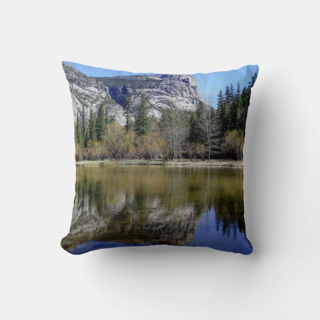 Mirror Lake Kussen (Voorkant)