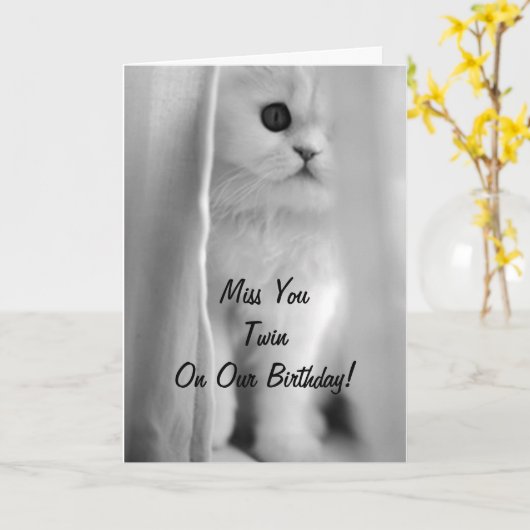 MIS JE TWEELING OP ONZE VERJAARDAG-TRIESTE KITTEN KAART (Gele Bloem)