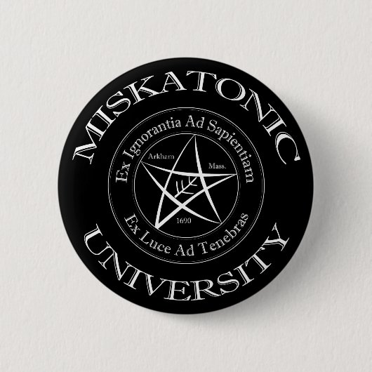Miskatonic University Button (Voorkant)