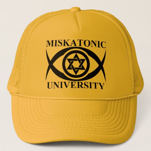 MISKATONISCHE UNIVERSITEIT TRUCKER PET (Voorkant)