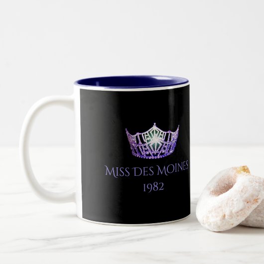 Miss America style Custom Name Purple Crown Mug (Avec donut)