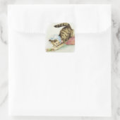 "Miss Moppet Chases a Mouse" by Beatrix Potter Vierkante Sticker (Tas)