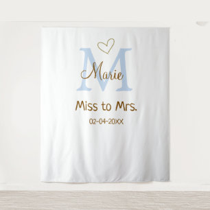 MISS NAAR MRS. BRUIDSSLUIER MONOGRAM HART NAAM WANDKLEED